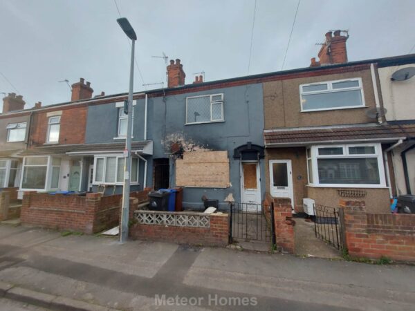 Neville Street, Cleethorpes - TWO FLATS*