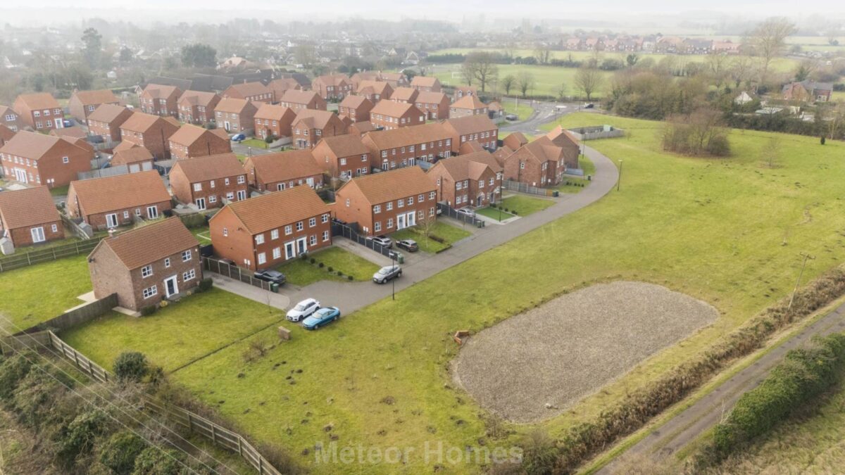 Walnut Lane, Laceby